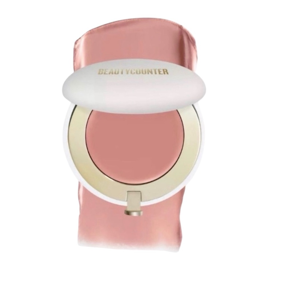NEW NWT Beautycounter Blush Compact Chai